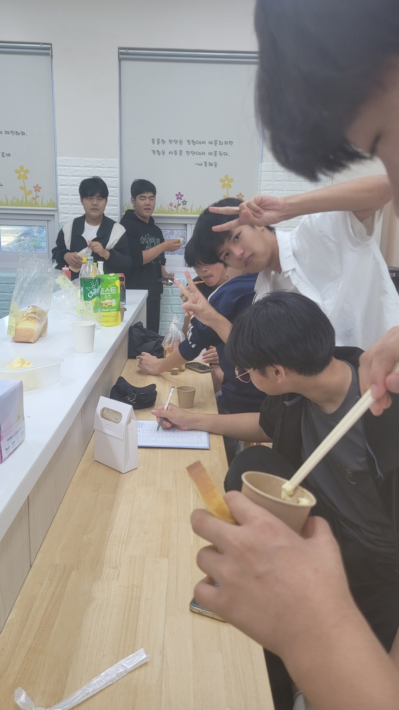 KakaoTalk_20261020_121404150_01.jpg